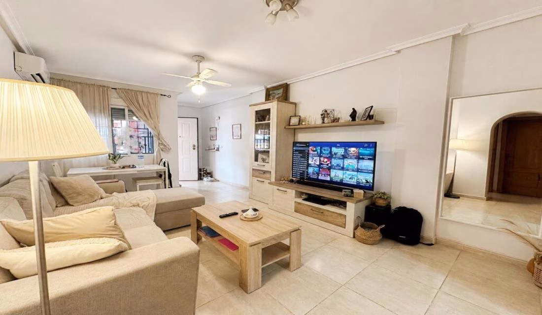 Ref: WIH3043 — LOS ALTOS (Orihuela Costa) – 2 Bedrooms Ground-Floor Apartment with comm. Pool, Terrace and Parking | White Villas in Spain Ref: WIH3043 -- LOS ALTOS (Orihuela Costa) - 2 Bedrooms Ground-Floor Apartment with comm. Pool, Terrace and Parking - Image 10