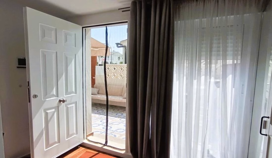 Ref: WIH3019 — TORREVIEJA (El Chaparral) – 1 Bedroom Renovated Bungalow with Terrace and Solarium. | White Villas in Spain Ref: WIH3019 -- TORREVIEJA (El Chaparral) - 1 Bedroom Renovated Bungalow with Terrace and Solarium. - Image 12