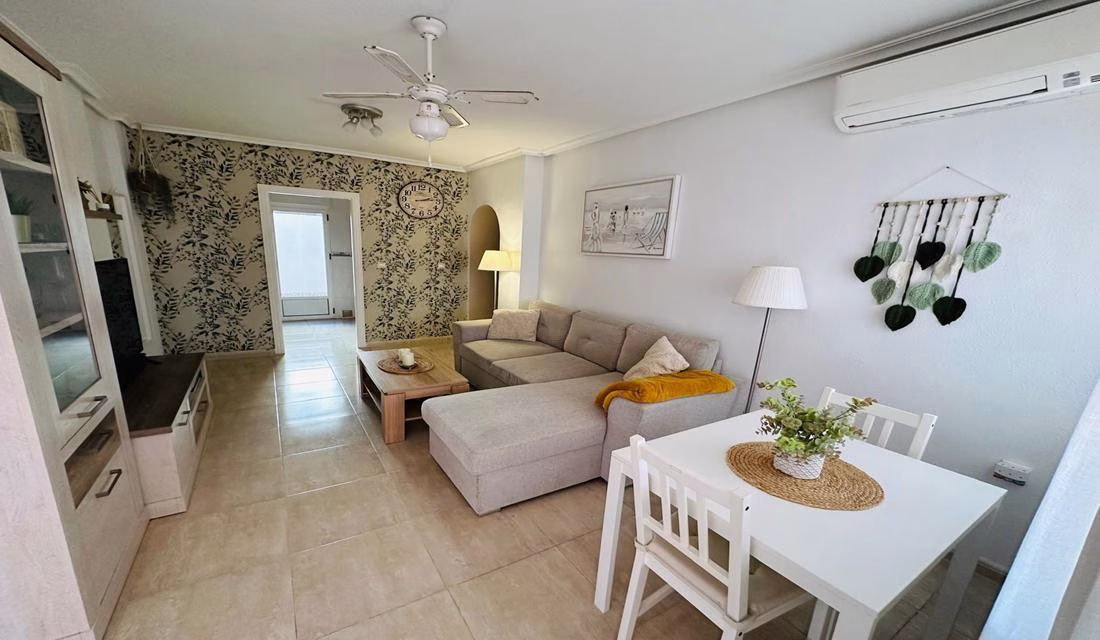 Ref: WIH3043 — LOS ALTOS (Orihuela Costa) – 2 Bedrooms Ground-Floor Apartment with comm. Pool, Terrace and Parking | White Villas in Spain Ref: WIH3043 -- LOS ALTOS (Orihuela Costa) - 2 Bedrooms Ground-Floor Apartment with comm. Pool, Terrace and Parking - Image 11