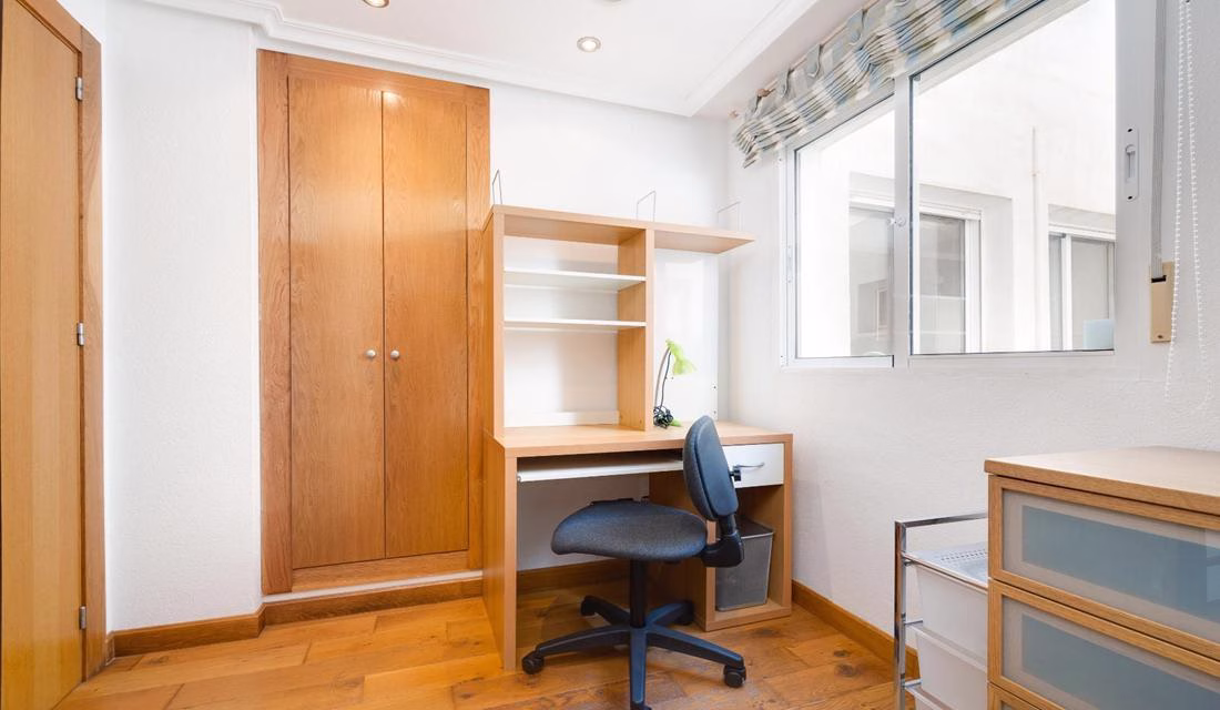 Ref: WM20919 — TORREVIEJA – 3 Bedrooms Town-centre Penthouse with Lift Access, Parking space and Storage. | White Villas in Spain Ref: WM20919 -- TORREVIEJA - 3 Bedrooms Town-centre Penthouse with Lift Access, Parking space and Storage. - Image 12