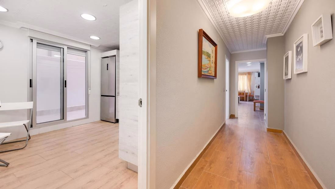 Ref: WM20637 — TORREVIEJA (Acequion BeachFront) – 2 Bedrooms Renovated Ground-Floor Beach Apartment with Sea views Terrace. | White Villas in Spain WhiteVillasInSpain12 12