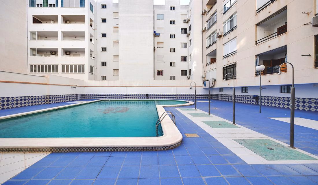 Ref: WS5444 — TORREVIEJA (El Cura Beach) – 1 Bedroom Apartment on 3rd Floor with comm. Pool and Lift Access, 500m to the Beach. | White Villas in Spain Ref: WS5444 -- TORREVIEJA (El Cura Beach) - 1 Bedroom Apartment on 3rd Floor with comm. Pool and Lift Access, 500m to the Beach. - Image 13