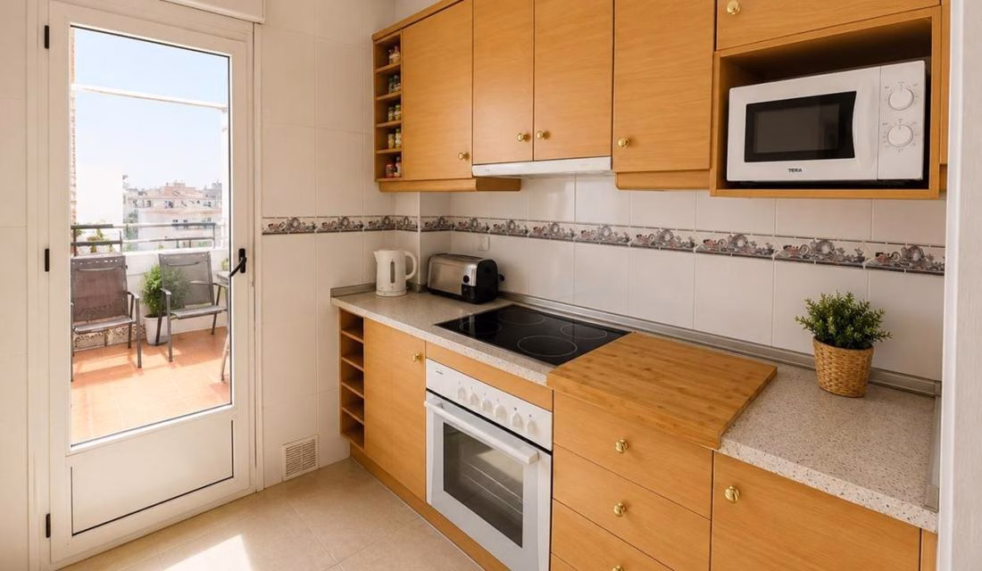Ref: WIH3043 — LOS ALTOS (Orihuela Costa) – 2 Bedrooms Ground-Floor Apartment with comm. Pool, Terrace and Parking | White Villas in Spain Ref: WIH3043 -- LOS ALTOS (Orihuela Costa) - 2 Bedrooms Ground-Floor Apartment with comm. Pool, Terrace and Parking - Image 12