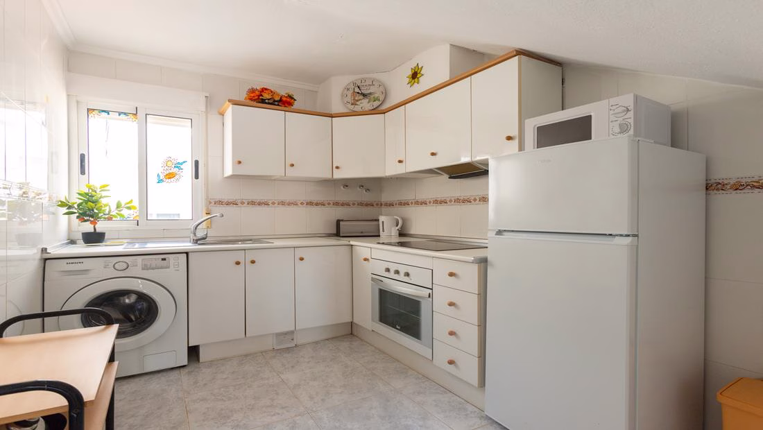 Ref: WL1156 — LA FLORIDA (Orihuela Costa) – 3 Bedrooms Top-Floor Apartment with comm. Pool, Terrace and Solarium. | White Villas in Spain WhiteVillasInSpain13 13