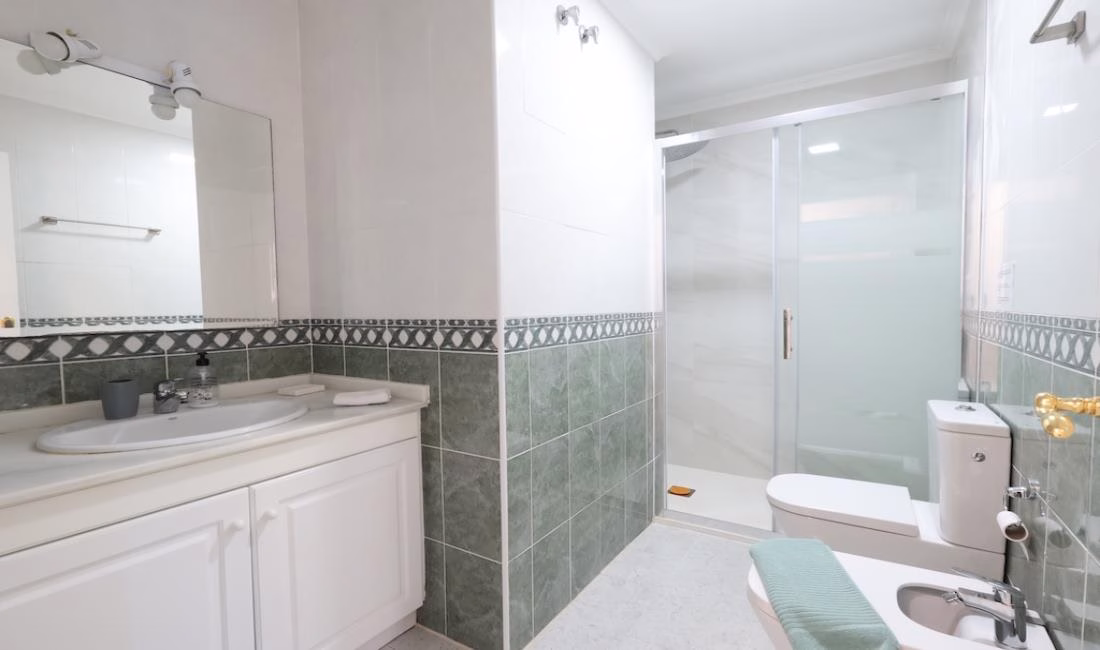 Ref: WIH3063 — LAS FILIPINAS (Orihuela Costa) – 2 Bedrooms Top Floor Apartment with Lift, comm. Pool and Sea views Terrace. | White Villas in Spain WhiteVillasInSpain13 4