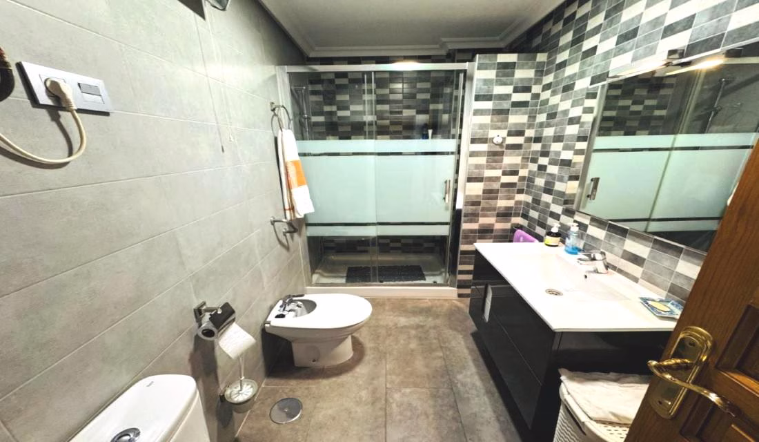 Ref: WSM2175 — LA MATA – 2 Bedrooms Apartment on 4th Floor with Lift Access, 100m to the Beach. | White Villas in Spain Ref: WSM2175 -- LA MATA - 2 Bedrooms Apartment on 4th Floor with Lift Access, 100m to the Beach. - Image 15