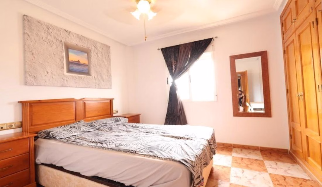 Ref: WIH3050 — LA ZENIA (Orihuela Costa) – 2 Bedrooms Apartment on 1st Floor (NO Lift) with Terrace, comm. Pool and Off-road Parking. | White Villas in Spain Ref: WIH3050 -- LA ZENIA (Orihuela Costa) - 2 Bedrooms Apartment on 1st Floor (NO Lift) with Terrace, comm. Pool and Off-road Parking. - Image 15