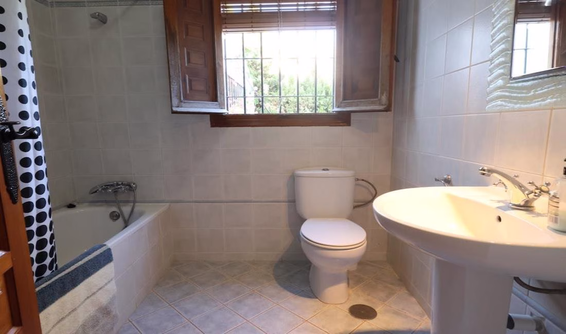 Ref: WIH3058 — CABO ROIG – 4 Bedrooms Villa on a Corner plot with Pool and Garage, 400m to the Beach. | White Villas in Spain WhiteVillasInSpain16