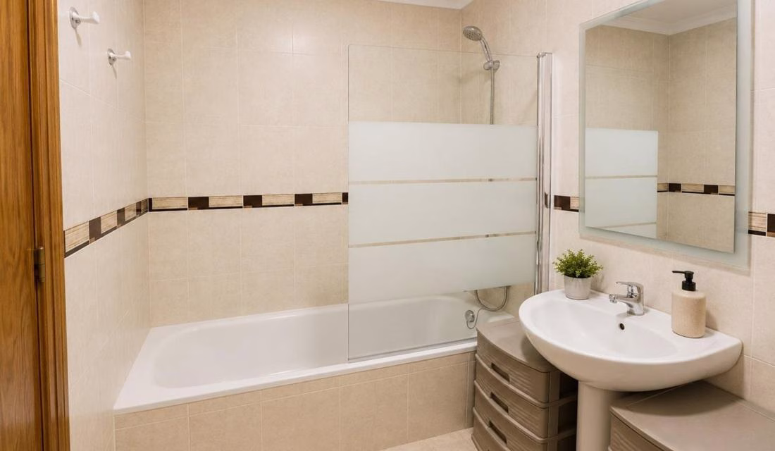 Ref: WIH3043 — LOS ALTOS (Orihuela Costa) – 2 Bedrooms Ground-Floor Apartment with comm. Pool, Terrace and Parking | White Villas in Spain Ref: WIH3043 -- LOS ALTOS (Orihuela Costa) - 2 Bedrooms Ground-Floor Apartment with comm. Pool, Terrace and Parking - Image 17