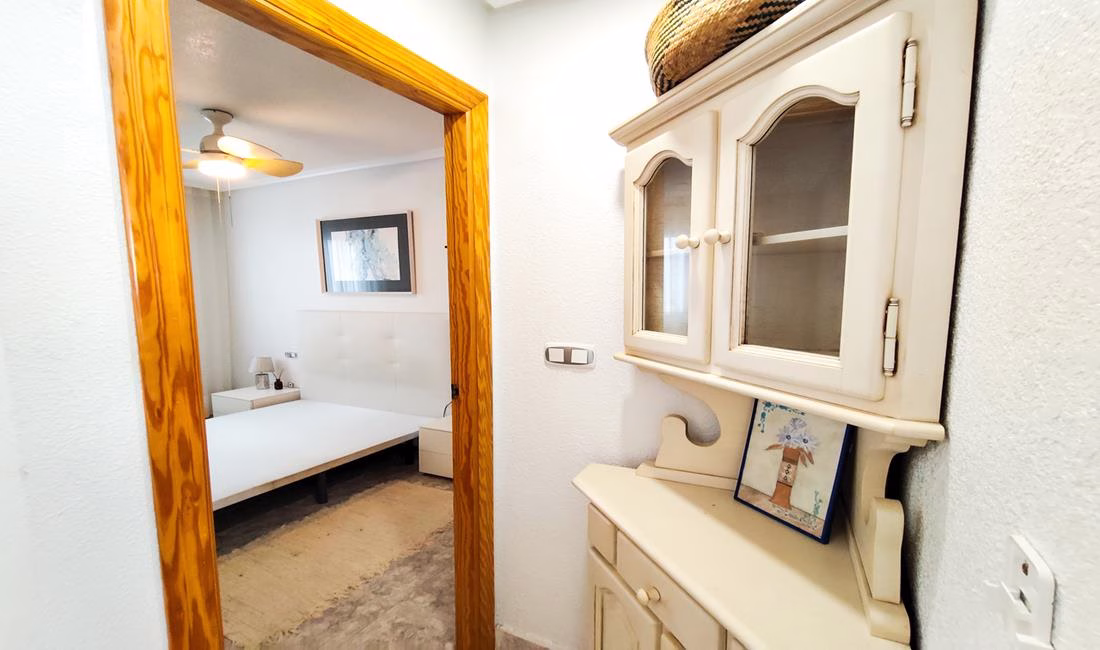 Ref: WK2425 — GUARDAMAR del SEGURA – 2 Bedrooms Apartment on 2nd Floor with Lift access and Terrace, 150m to the Beach. | White Villas in Spain WhiteVillasInSpain17 3