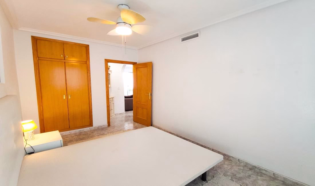 Ref: WK2425 — GUARDAMAR del SEGURA – 2 Bedrooms Apartment on 2nd Floor with Lift access and Terrace, 150m to the Beach. | White Villas in Spain WhiteVillasInSpain18 2