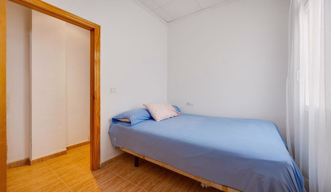 Ref: WM21043 — TORREVIEJA – 3 Bedrooms Ground Floor Apartment, 75m to the Beach | White Villas in Spain Ref: WM21043 -- TORREVIEJA - 3 Bedrooms Ground Floor Apartment, 75m to the Beach - Image 19