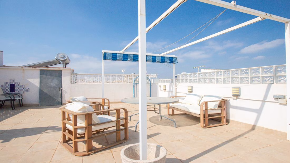 Ref: WL1156 — LA FLORIDA (Orihuela Costa) – 3 Bedrooms Top-Floor Apartment with comm. Pool, Terrace and Solarium. | White Villas in Spain WhiteVillasInSpain19 10