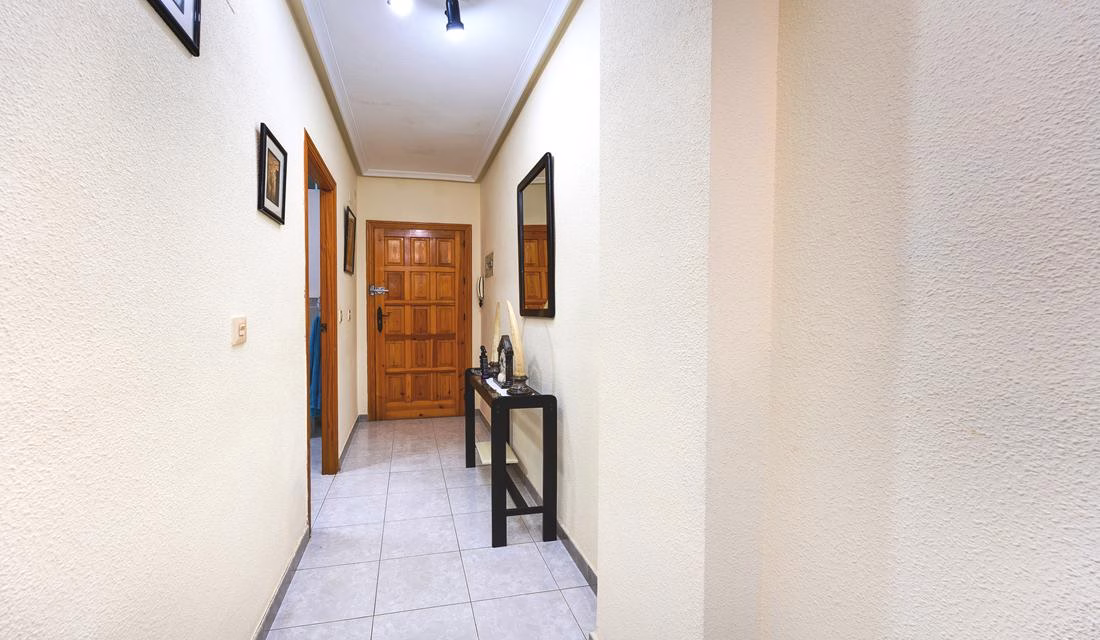 Ref: WS5444 — TORREVIEJA (El Cura Beach) – 1 Bedroom Apartment on 3rd Floor with comm. Pool and Lift Access, 500m to the Beach. | White Villas in Spain Ref: WS5444 -- TORREVIEJA (El Cura Beach) - 1 Bedroom Apartment on 3rd Floor with comm. Pool and Lift Access, 500m to the Beach. - Image 20