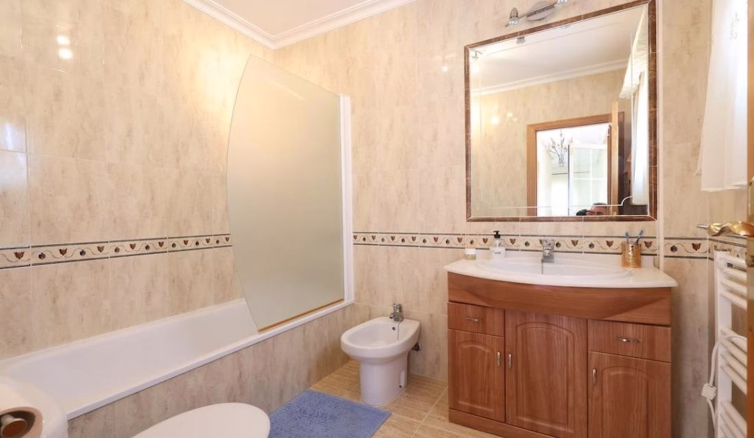 Ref: WIH3073 — LAS FILIPINAS (Orihuela Costa) – 3 Bedrooms Villa with Pool, Off-road Parking and Solarium. | White Villas in Spain Ref: WIH3073 -- LAS FILIPINAS (Orihuela Costa) - 3 Bedrooms Villa with Pool, Off-road Parking and Solarium. - Image 21