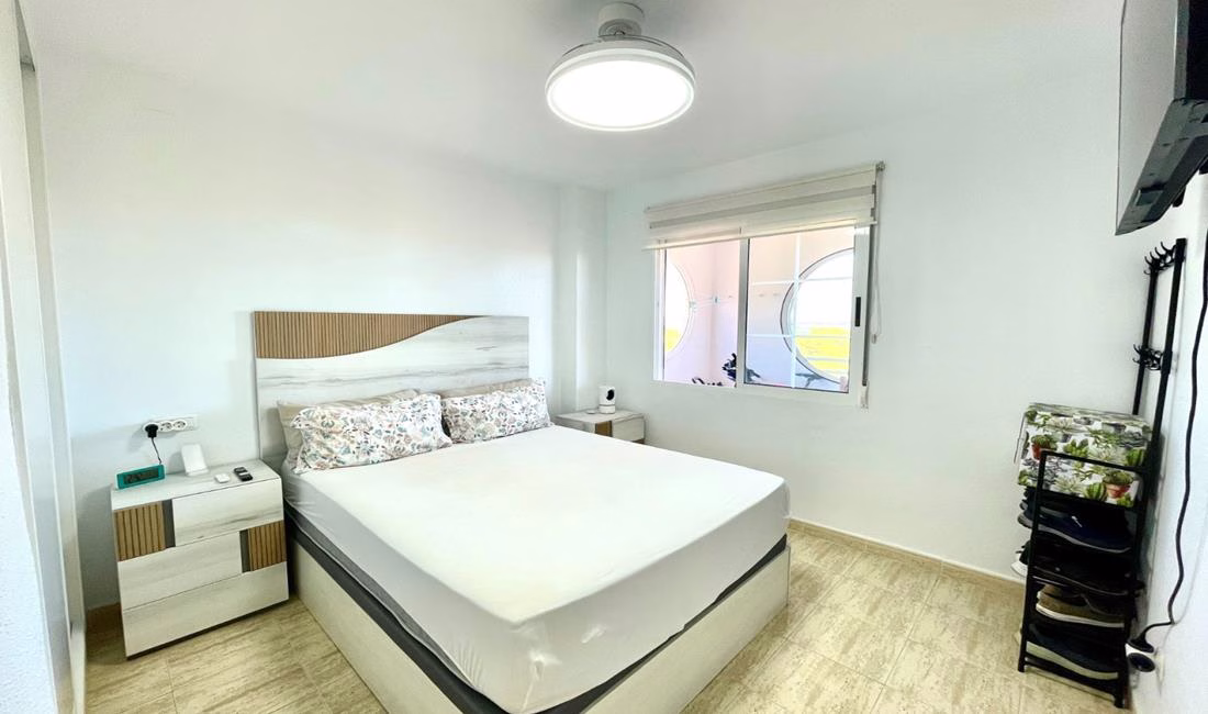 Ref: WSL1615 — LA SIESTA (Torrevieja) – 3 Bedrooms Apartment on 3rd Floor with comm. Pool, Terrace and Off-Road Parking | White Villas in Spain WhiteVillasInSpain20 4