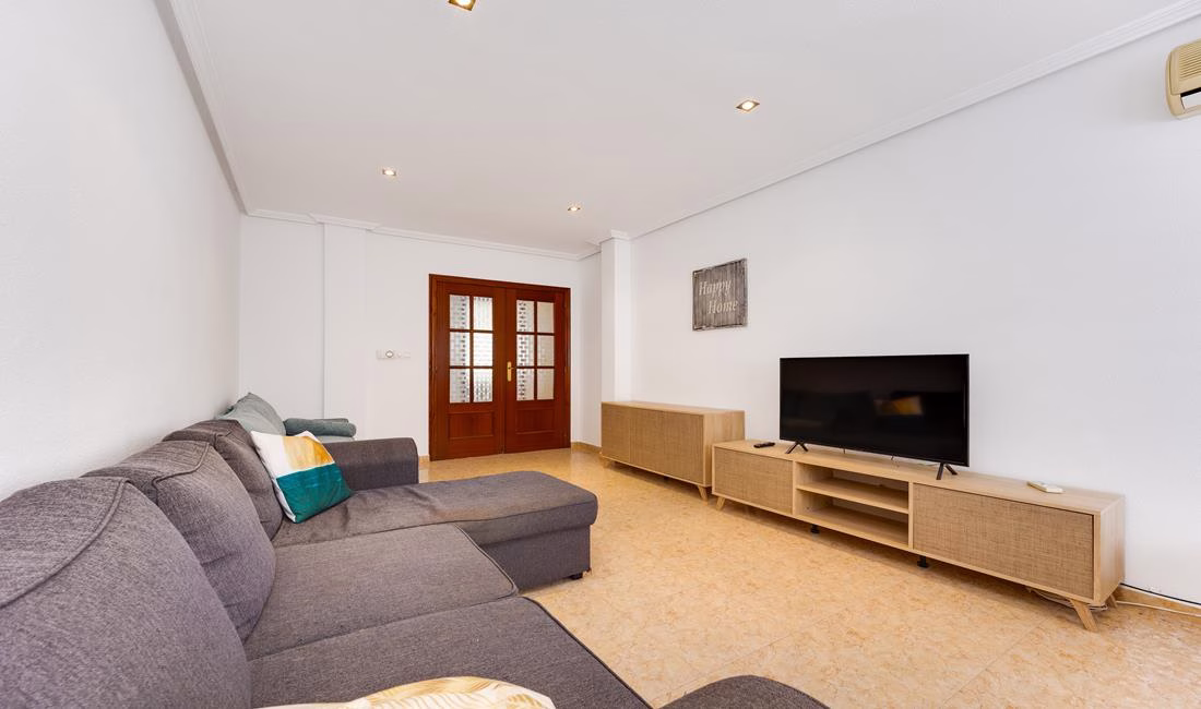 Ref: WS5434 — SAN MIGUEL de SALINAS – 3 Bedrooms Apartment on 1st Floor with comm. Pool, Terrace and Parking space. | White Villas in Spain WhiteVillasInSpain21 5