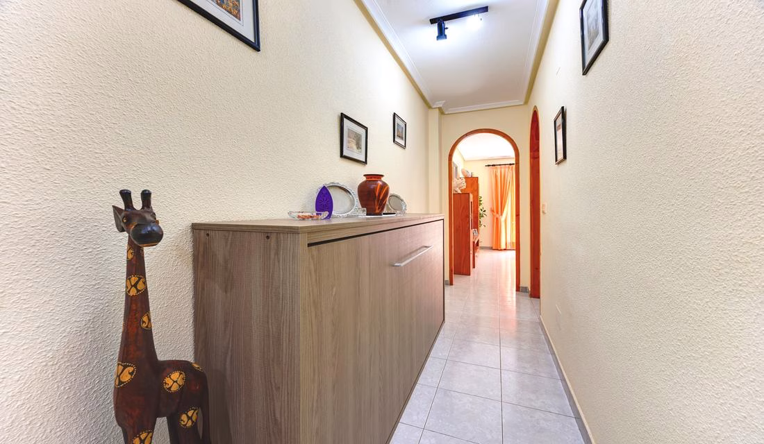 Ref: WS5444 — TORREVIEJA (El Cura Beach) – 1 Bedroom Apartment on 3rd Floor with comm. Pool and Lift Access, 500m to the Beach. | White Villas in Spain Ref: WS5444 -- TORREVIEJA (El Cura Beach) - 1 Bedroom Apartment on 3rd Floor with comm. Pool and Lift Access, 500m to the Beach. - Image 24