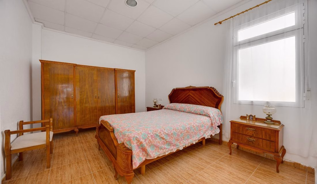 Ref: WM21043 — TORREVIEJA – 3 Bedrooms Ground Floor Apartment, 75m to the Beach | White Villas in Spain Ref: WM21043 -- TORREVIEJA - 3 Bedrooms Ground Floor Apartment, 75m to the Beach - Image 24
