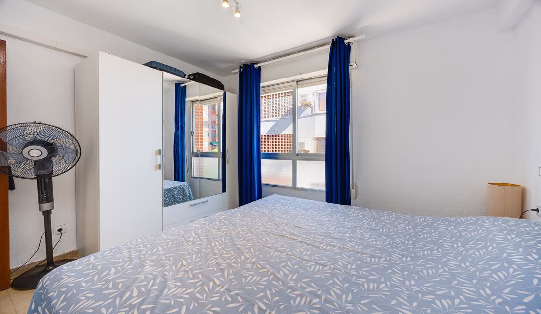 Ref: WS5443 — TORREVIEJA (Acequion Beach) – 2 Bedrooms Apartment on 4th Floor with Lift Access and Sea Views, 50m to the Beach | White Villas in Spain Ref: WS5443 -- TORREVIEJA (Acequion Beach) - 2 Bedrooms Apartment on 4th Floor with Lift Access and Sea Views, 50m to the Beach - Image 24