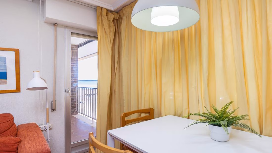 Ref: WM20637 — TORREVIEJA (Acequion BeachFront) – 2 Bedrooms Renovated Ground-Floor Beach Apartment with Sea views Terrace. | White Villas in Spain WhiteVillasInSpain27 4