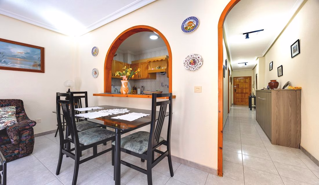 Ref: WS5444 — TORREVIEJA (El Cura Beach) – 1 Bedroom Apartment on 3rd Floor with comm. Pool and Lift Access, 500m to the Beach. | White Villas in Spain Ref: WS5444 -- TORREVIEJA (El Cura Beach) - 1 Bedroom Apartment on 3rd Floor with comm. Pool and Lift Access, 500m to the Beach. - Image 28