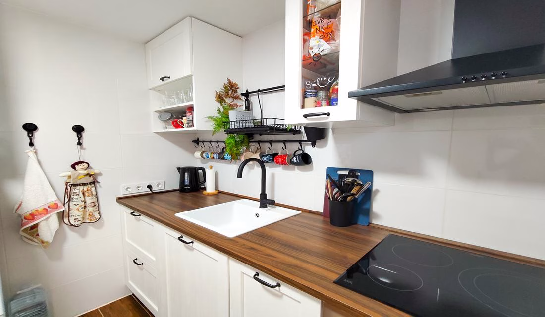 Ref: WIH3019 — TORREVIEJA (El Chaparral) – 1 Bedroom Renovated Bungalow with Terrace and Solarium. | White Villas in Spain Ref: WIH3019 -- TORREVIEJA (El Chaparral) - 1 Bedroom Renovated Bungalow with Terrace and Solarium. - Image 31