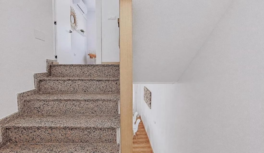 Ref: WTi3121 — PLAYA FLAMENCA – 3 Bedrooms TownHouse with comm. Pool, Glazed-in Terrace and Parking. | White Villas in Spain Ref: WTi3121 -- PLAYA FLAMENCA - 3 Bedrooms TownHouse with comm. Pool, Glazed-in Terrace and Parking. - Image 33
