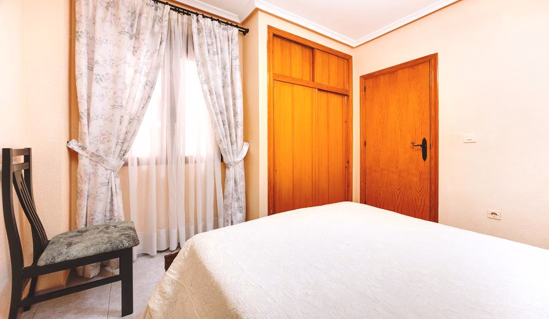 Ref: WS5444 — TORREVIEJA (El Cura Beach) – 1 Bedroom Apartment on 3rd Floor with comm. Pool and Lift Access, 500m to the Beach. | White Villas in Spain Ref: WS5444 -- TORREVIEJA (El Cura Beach) - 1 Bedroom Apartment on 3rd Floor with comm. Pool and Lift Access, 500m to the Beach. - Image 40