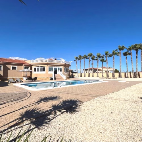 External Villa, Carport, BBQ-Kitchen, Pool