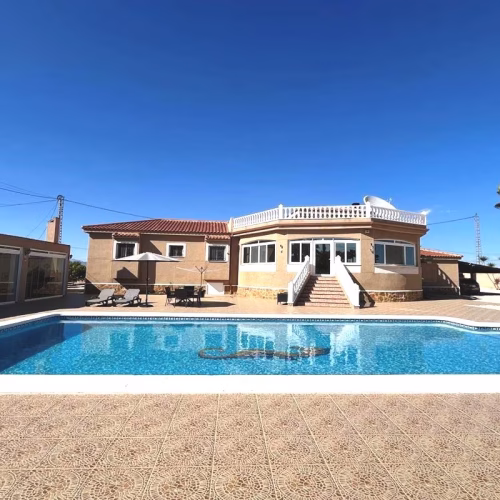 External Villa, Carport, BBQ-Kitchen, Pool