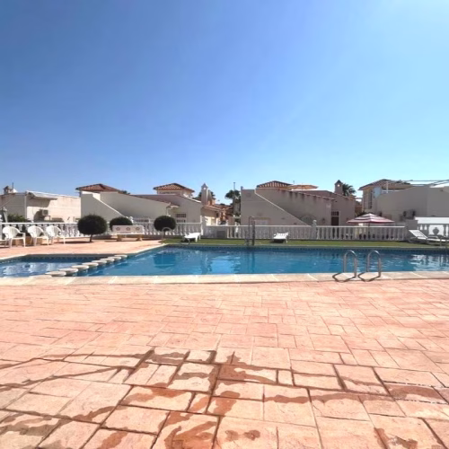 3 Bedrooms Detached Villa with comm. Pool, Parking and Solarium_LO CRISPIN_ALGORFA