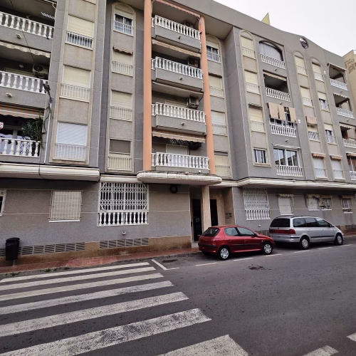 3 Bedrooms Penthouse Apartment with comm. Pool and 50m2 Terrace, 180m to the Beach_TORREVIEJA