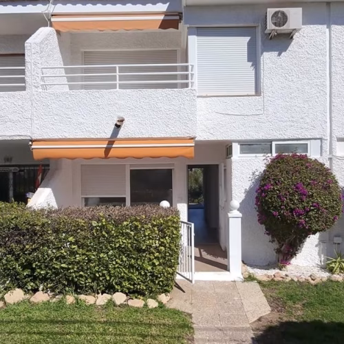 2 Bedrooms Modern reformed Ground Floor Apartment with Storage, Front and Rear Terrace_VILLAMARTIN