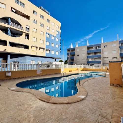 2 Bedrooms Apartment on 3rd Floor with comm. Pool, Lift Access and Terrace, 200m to the Beach_LA MATA_TORREVIEJA