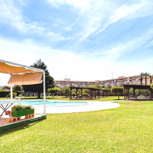 3 Bedrooms Top Floor Apartment with comm. Pool, Tennis, Storage and Solarium_TORREVIEJA