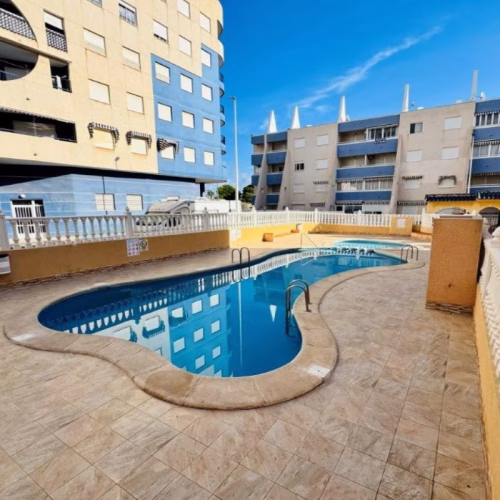 2 Bedrooms Apartment on 3rd Floor with comm. Pool, Lift Access and Terrace, 200m to the Beach_LA MATA_TORREVIEJA