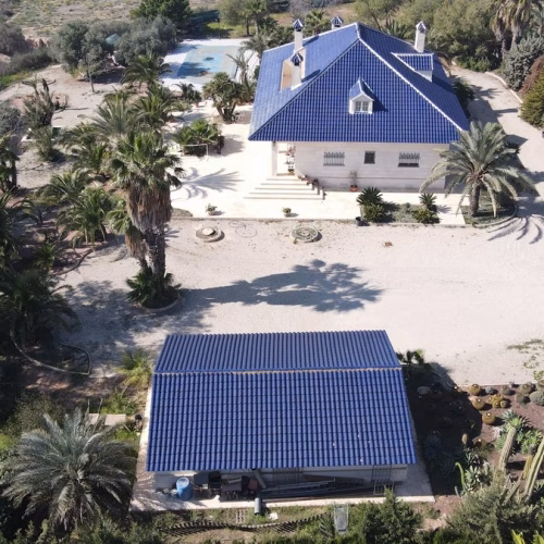 7 Bedrooms Executive Villa with Pool, 3-car Carport and converted Underbuild_ELCHE