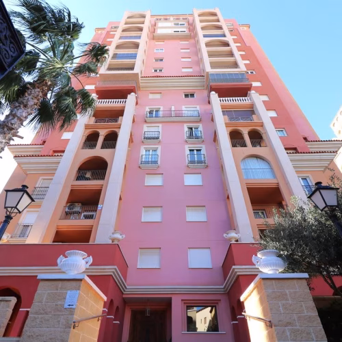 2 Bedrooms Apartment on 13th-Floor with comm. Pool and Sea Views Terrace, 250m to the Beach_TORREVIEJA