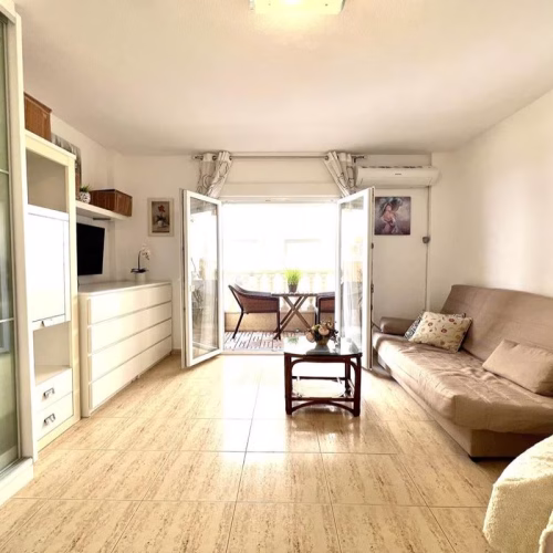 Town centre Studio Apartment with Terrace on 1st Floor, 400m to the Beach_GUARDAMAR