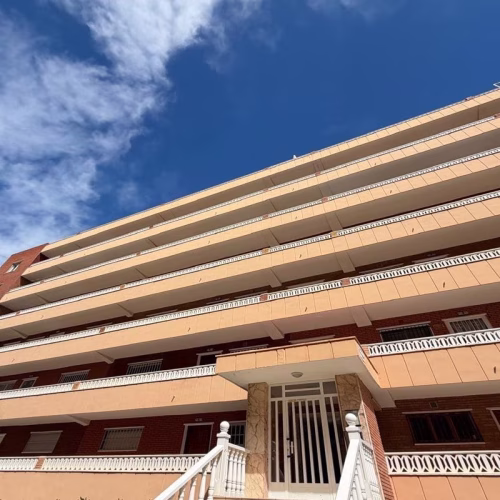 3 Bedrooms Reformed Apartment on 4th Floor with Lift Access and Side Sea Views Terrace_TORREVIEJA_PUNTA PRIMA