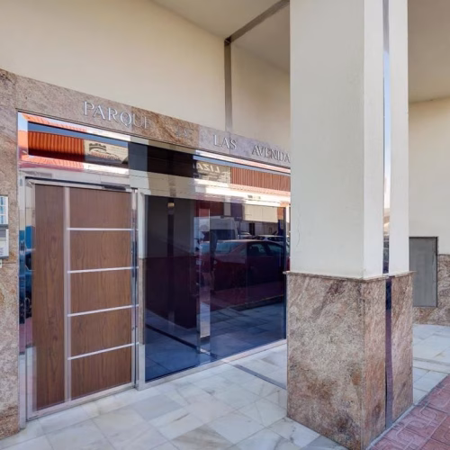 2 Bedrooms Apartment on 4th Floor with Lift Access, comm. Pool and 2 Parking spaces_TORREVIEJA