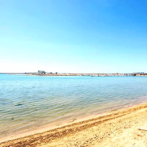 3 Bedrooms Renovated Beach Front Apartment on 7th Floor with comm. Pool and Lift Access_TORREVIEJA