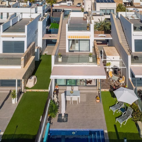 3 Bedrooms Modern Detached Villa with Pool, Off-Road Parking and Solarium_CABO ROIG