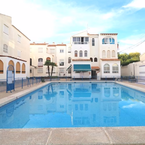 1 Bedroom Studio Apartment with comm. Pool and Storage room_TORREVIEJA