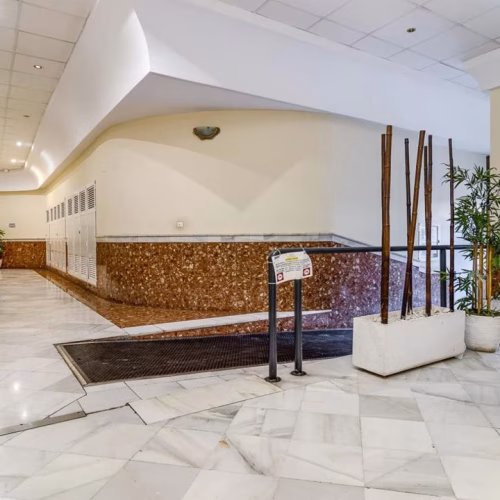 2 Bedrooms Apartment on 4th Floor with Lift Access, comm. Pool and 2 Parking spaces_TORREVIEJA