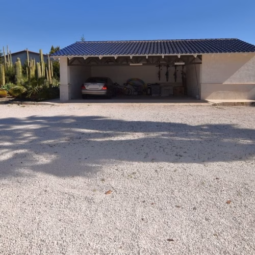 7 Bedrooms Executive Villa with Pool, 3-car Carport and converted Underbuild_ELCHE