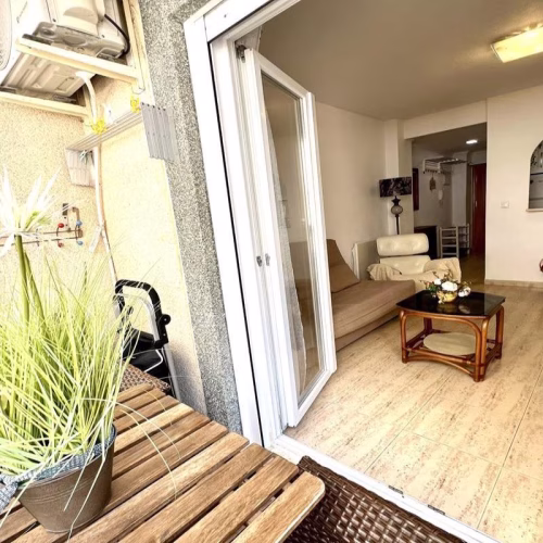 Town centre Studio Apartment with Terrace on 1st Floor, 400m to the Beach_GUARDAMAR