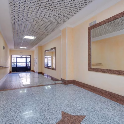 3 Bedrooms Apartment on 1st Floor with Lift Access, Terrace and Underground Parking, 200m to the Beach_TORREVIEJA