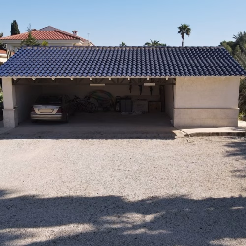 7 Bedrooms Executive Villa with Pool, 3-car Carport and converted Underbuild_ELCHE